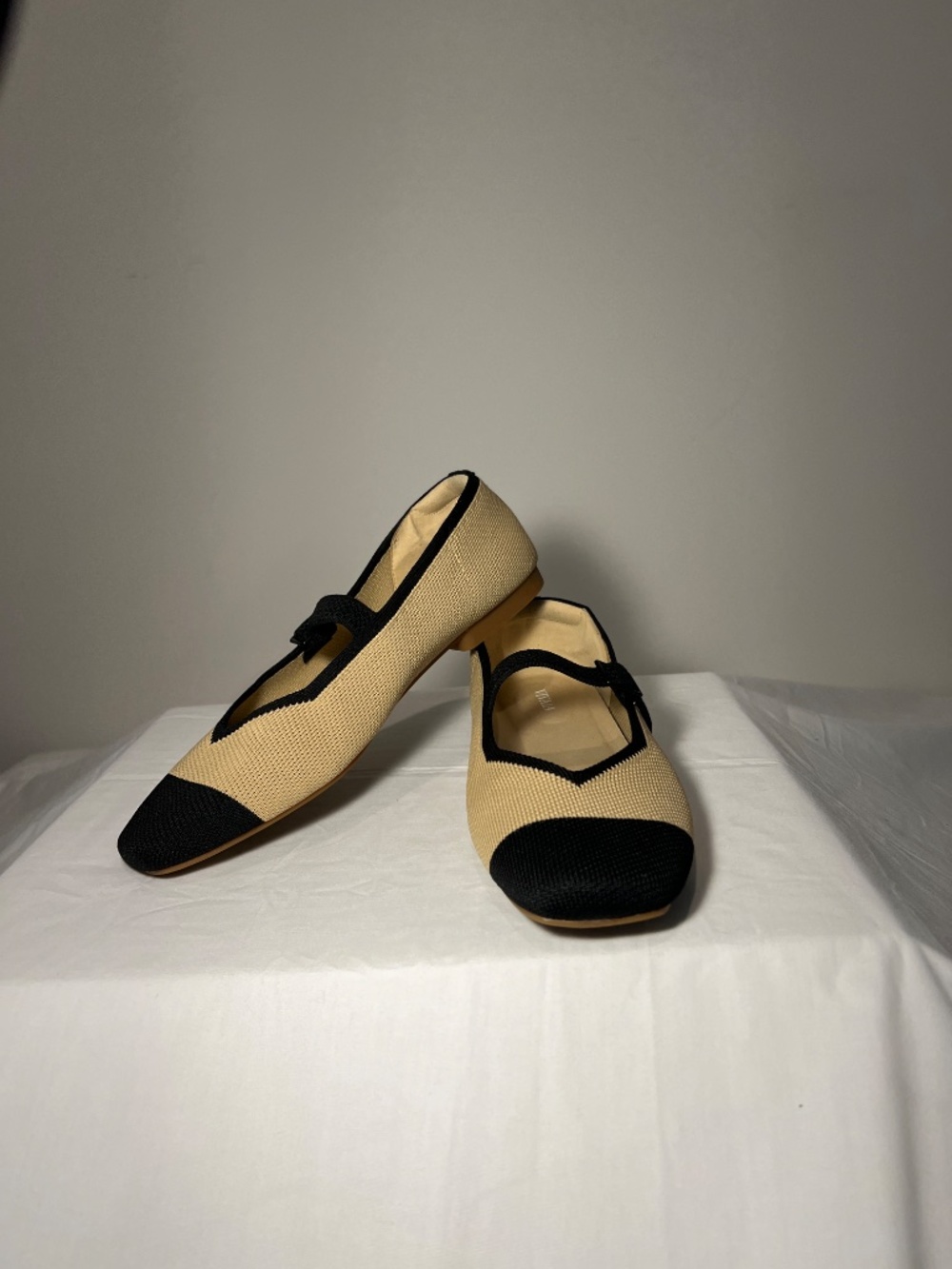 VIVAIA Women’s Flats Size 39 (8.5) Margot Square-Toe Mary Jane Shoes in Beige an